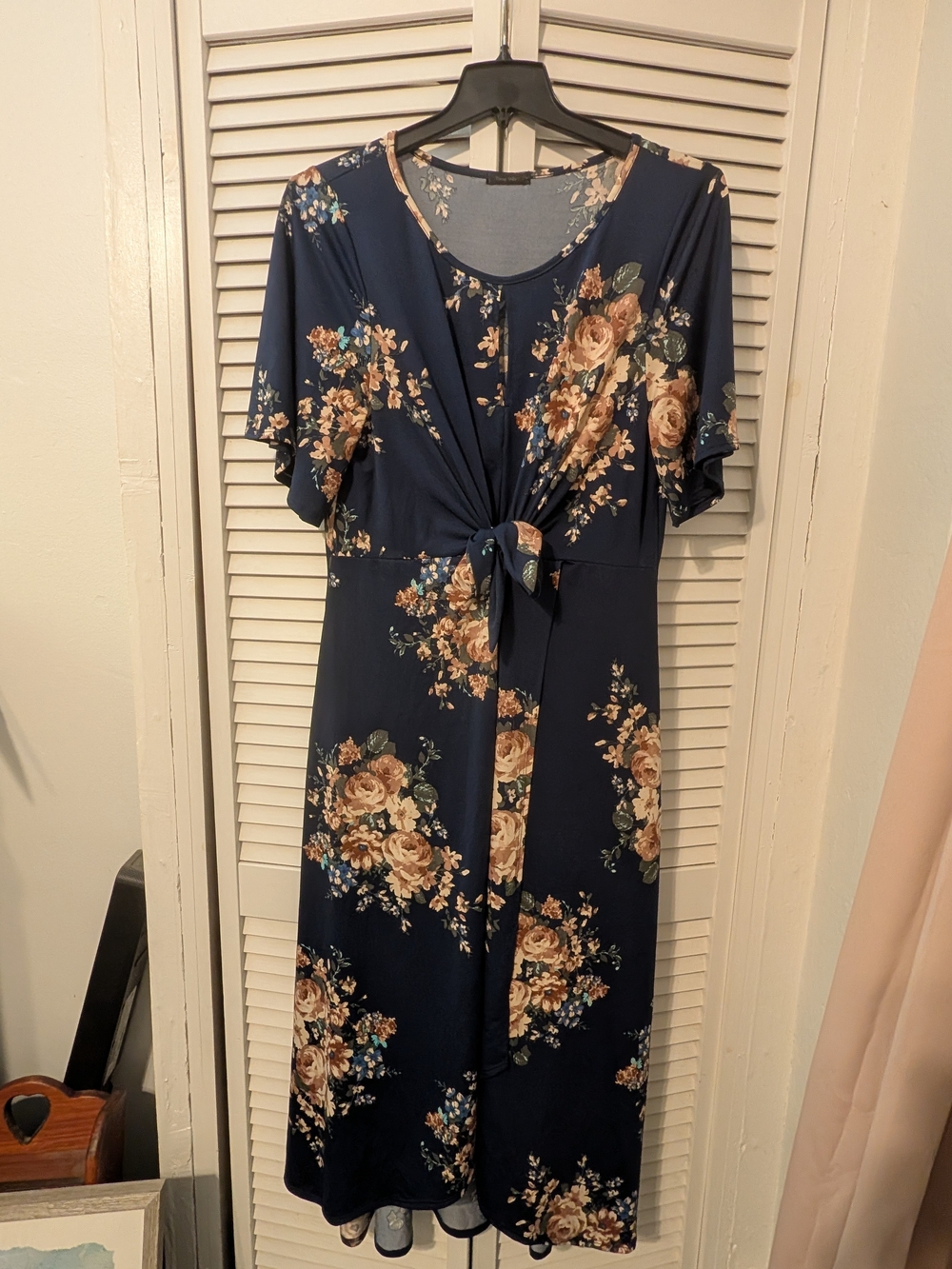 Navy Floral Tie-Front Maxi Dress